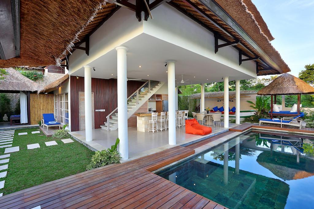 Villa Bukit Nusa Lembongan Exterior photo