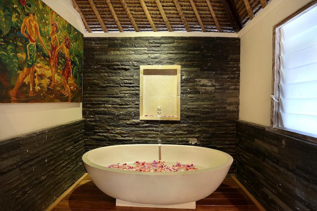 Villa Bukit Nusa Lembongan Exterior photo