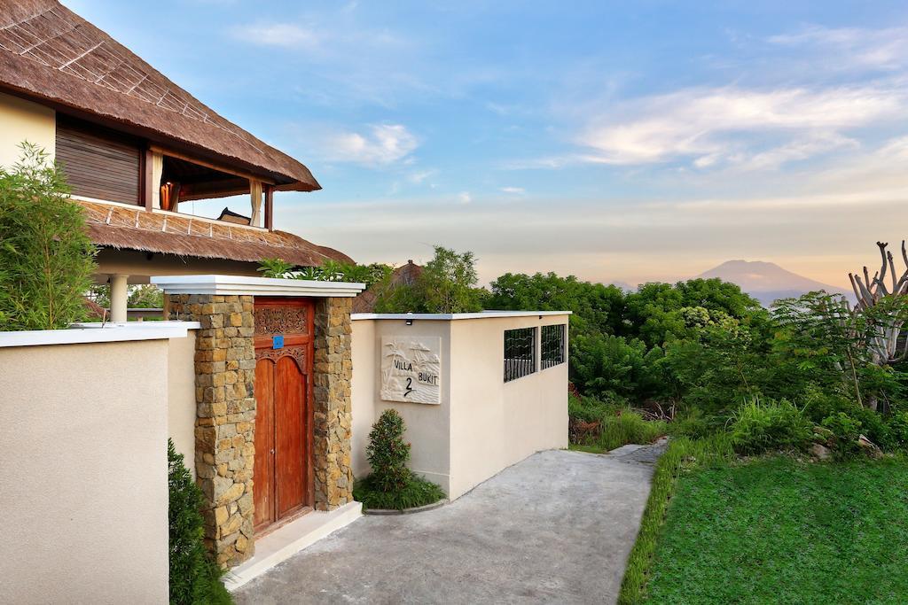 Villa Bukit Nusa Lembongan Exterior photo