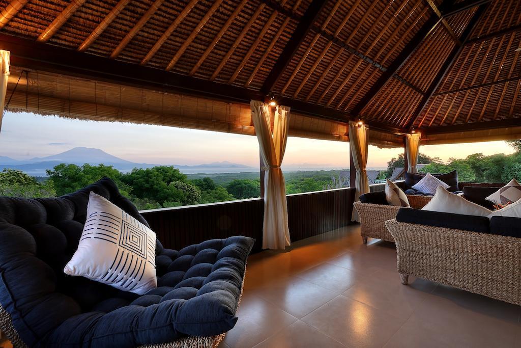 Villa Bukit Nusa Lembongan Exterior photo