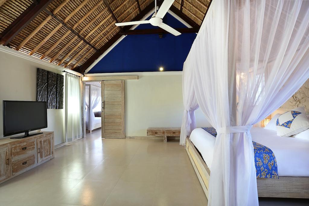 Villa Bukit Nusa Lembongan Exterior photo